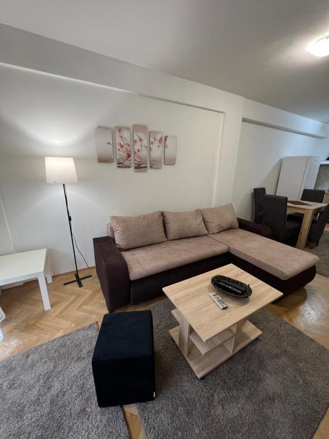 Apartment Dostojevski Nowy Sad Zewnętrze zdjęcie